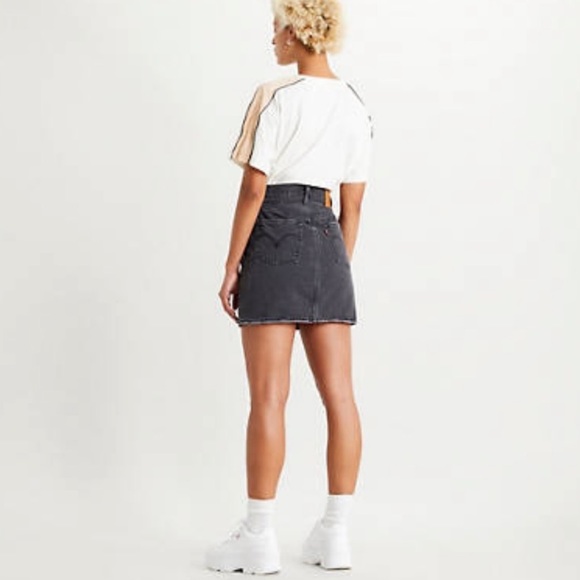 LEVIS HIGH RISE CHARCOAL DENIM SKIRT SIZE 28 - Picture 3 of 12
